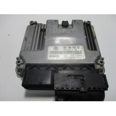 Volkswagen Golf 2.0 Motor Beyni MED9.5.10 0261S02088 06F906056CS