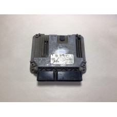 Volkswagen Touran Motor Beyni 03C906027S 0261S04622 MED17.5.5