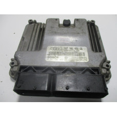Audi A3 2.0 Motor Beyni MED9.5.10 0261S02066 06F906056CQ