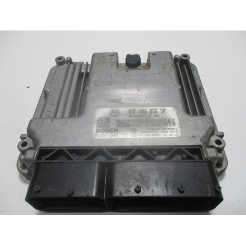 Volkswagen Golf 2.0 Motor Beyni MED9.5.10 0261S02155 06F906056DN