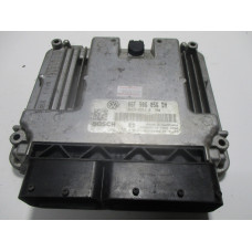 Volkswagen Golf 2.0 Motor Beyni MED9.5.10 0261S02155 06F906056DN