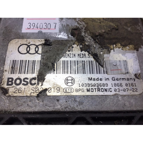 Audi A3 2.0 Motor Beyni MED9.5.10 0261S02019 06F906056T