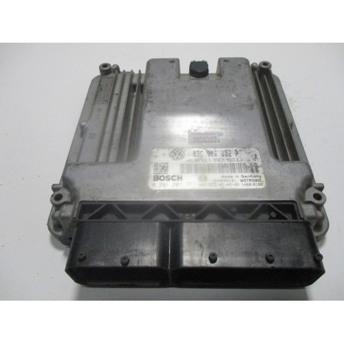 Volkswagen Golf 1.4 Motor Beyni MED17.5.1 0261201771 03C906032P