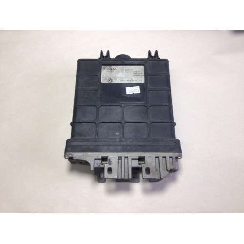 Volkswagen Golf 2.0 Motor Beyni 5WP4158 037906024AG