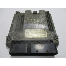 Volkswagen Jetta Motor Beyni 1K0907115AF 0261S04378 MED17.1
