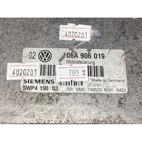 Volkswagen Bora Golf Polo 1.6 Motor Beyni 06A906019 5WP419003 AKL Motor Beyni