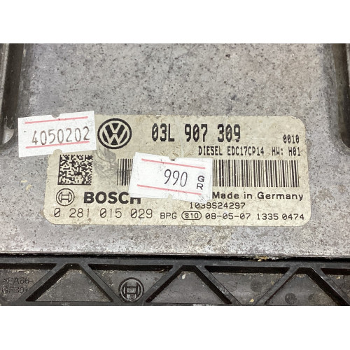 Volkswagen Passat 2.0 Motor Beyni 0281015029 03L907309 EDC17CP14