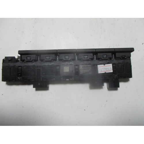 Skoda Karoq Dörtlü Flaşör Paneli 565927132AK