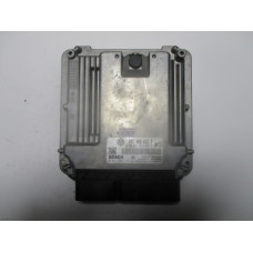 Volkswagen Golf 1.4 Motor Beyni MED17.5.1 0261201771 03C906032P