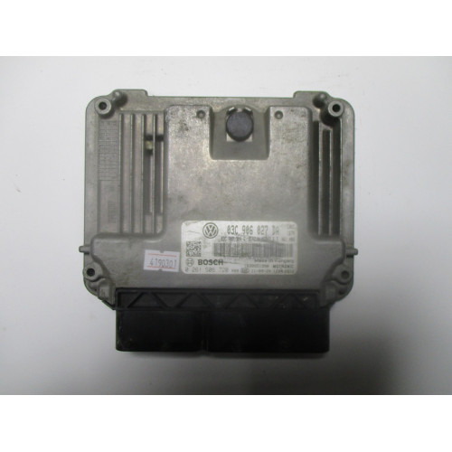Volkswagen Touran Motor Beyni MED17.5.5 03C906027DA 0261S06720