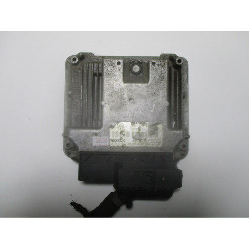 Volkswagen Touran 2.0 Motor Beyni MED9.5.10 0261S02100 06F906056DJ