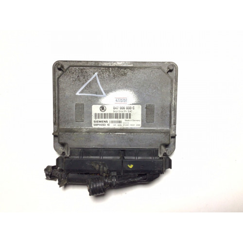 Skoda Fabia 1.4 Motor Beyni 5WP4420310 047906033C