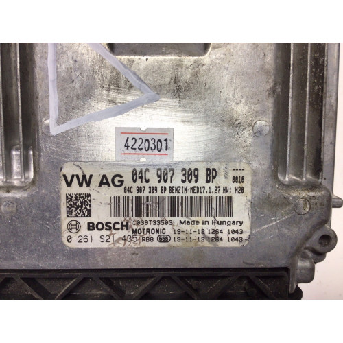 Volkswagen Polo Motor Beyni ME17.1.27 04C907309BP 0261S21435