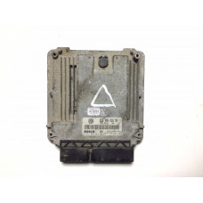 Volkswagen Golf Motor Beyni 0281011864 03G906016DH EDC16U1