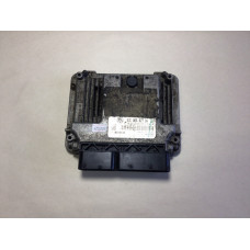 Volkswagen Golf Motor Beyni 03C906027BA 0261S05812