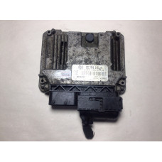 Volkswagen Golf Motor Beyni 03C906016AM 0261S06083 MED17.5.5