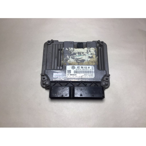Volkswagen Golf 1.4 Motor Beyni 03C906016AM 0261S06083