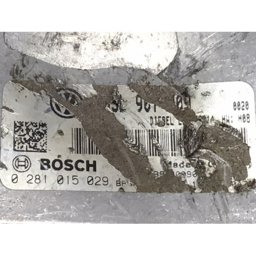 Volkswagen Passat Motor Beyni 0281015029 03L907309 EDC17CP14