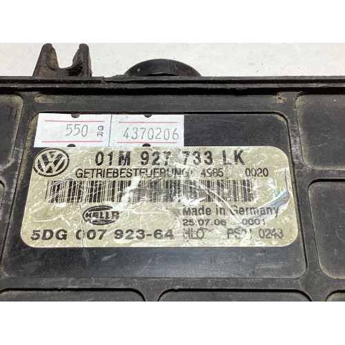 Volkswagen Polo Golf Bora Şanzıman Beyni 01M927733LK 5DG007923-64