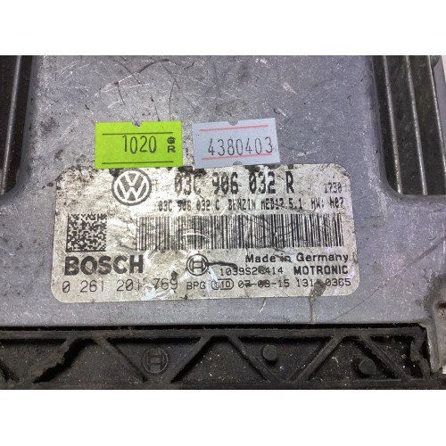Volkswagen Golf 1.4 Motor Beyni MED17.5.1 0261201769 03C906032R