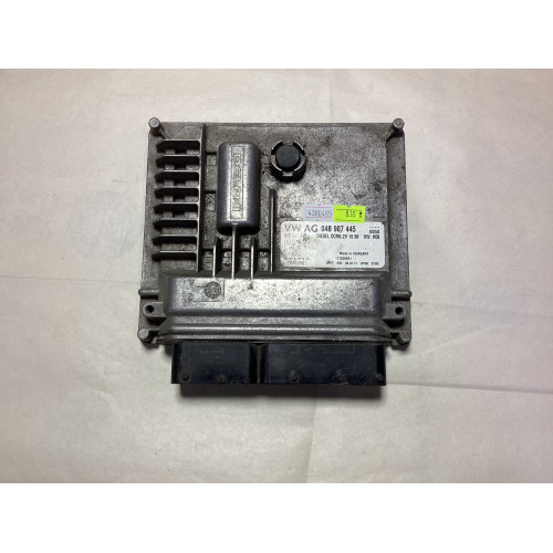 Volkswagen Polo 1.4 Motor Beyni 04B907445 28459901 DCM6.2V