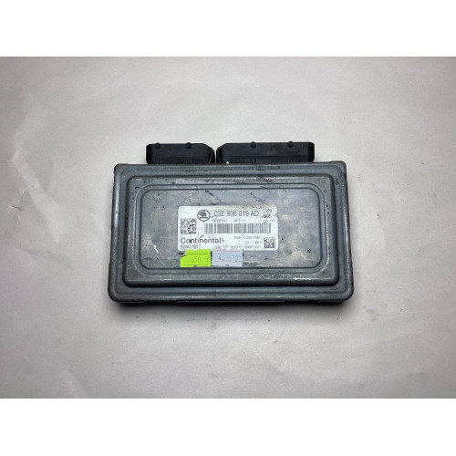 Skoda Fabia 1.2 Motor Beyni 03E906019AD 03E906019C 5WA11017 SIMOS11.1