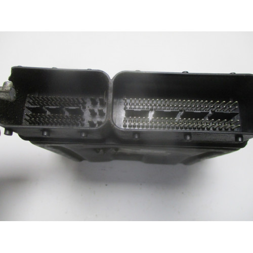Volvo V70 Motor Beyni 0281012103 30729826A