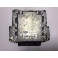 Volvo V40 S40 Motor Beyni 0281010441 28SA5006