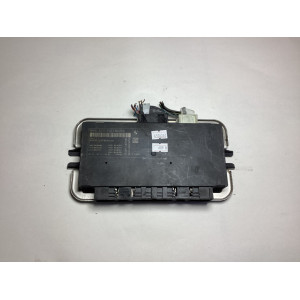 BMW F10 Kontrol Modülü 61.35-9247063.9.01 28.4097-4303.3.00