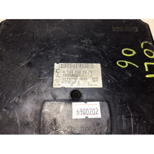 Mitsubishi Colt Motor Beyni A1341501779 1860A551 E6T42483