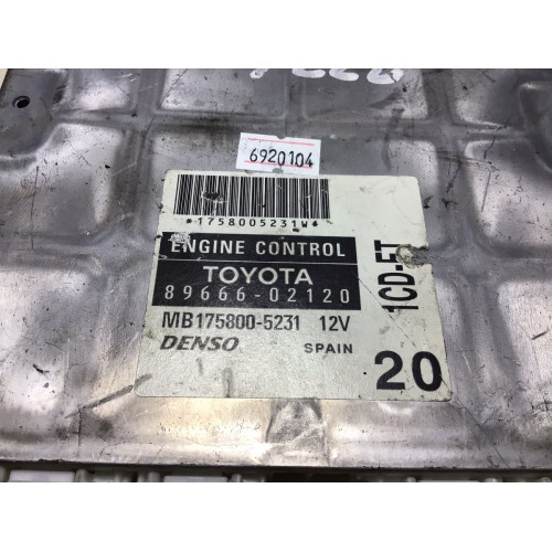 Toyota Corolla 1.8 Motor Beyni 89661-02120 MB175800-5231