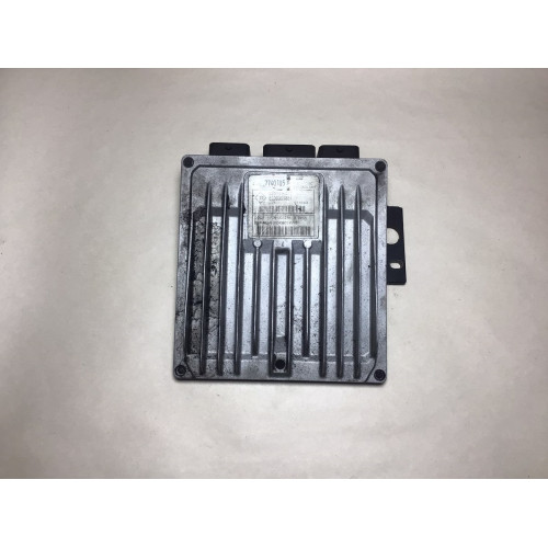 Renault Clio 2 1.5 DCI Motor Beyni R0410C121A 8200331477 8200355851 DDCR