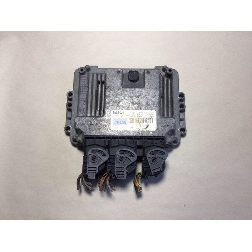 Renault Kango Scenic 1.9 DCI Motor Beyni 0281011776 8200391966 8200386508