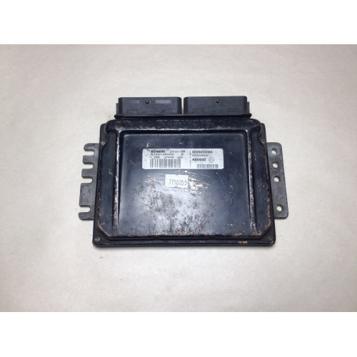 Renault Clio 1.6 Motor Beyni S110138000B 8200059086 SIRIUS32N 8200044437 kartı yırtık