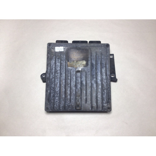Renault Clio 3 Motor Beyni 8200911560 8200909666