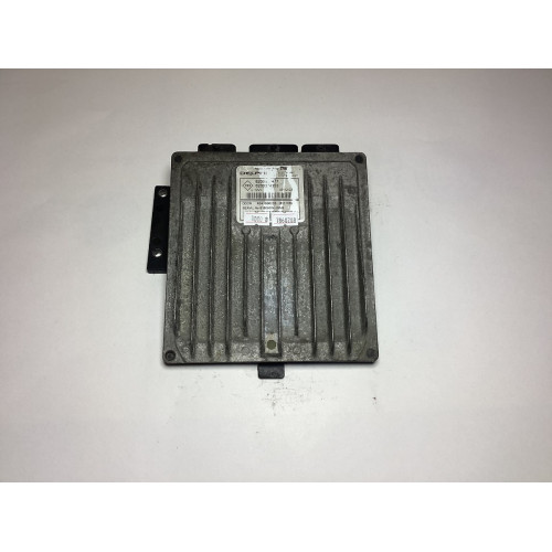 Renault Kangoo 1.5 DCI Motor Beyni 8200331477 8200374153 R0410B023B DDCR
