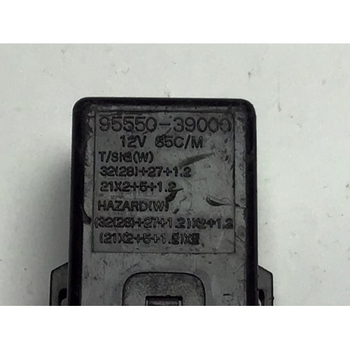 Hyundai Accent H100 Sinyal Flaşör Rölesi 95550-39000