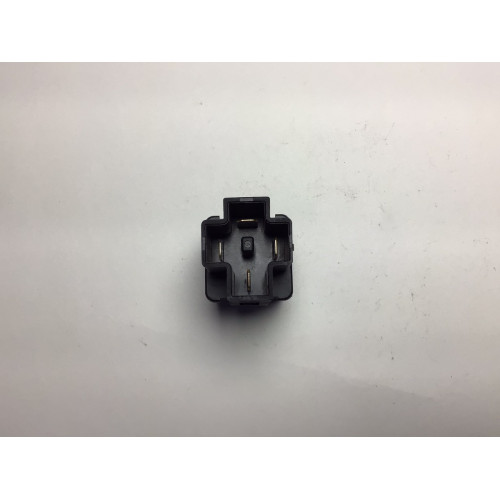 Mazda 2 4 Pinli Röle V23134-B52-X379