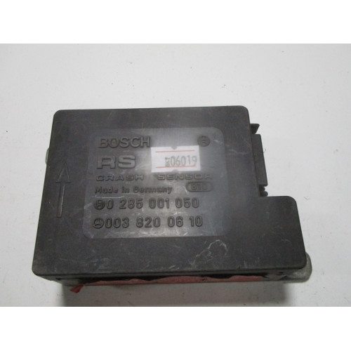Mercedes Benz E W124 Airbag Kontrol Ünitesi 0038200610 0285001050