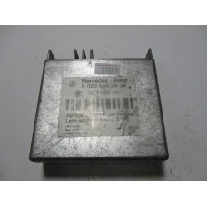 Mercedes W211 Direksiyon Isıtma Kontrol Modülü A0295452932 
