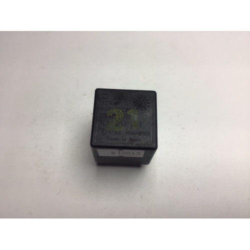 Volkswagen Audi Seat Skoda Siyah Röle 1L0953227 72303