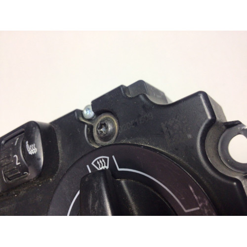 Volkswagen Golf Jetta Passat Tiguan Klima Paneli 02051509