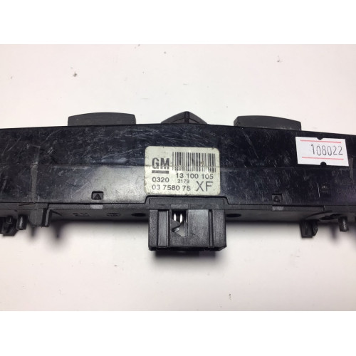 Opel Astra H Zafira B Dörtlü Flaşör Düğmesi 13100105 03758075