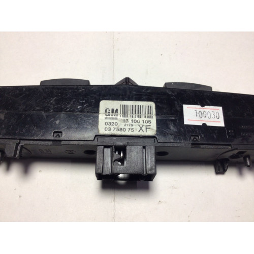 Opel Astra H Zafira B Dörtlü Flaşör Düğmesi 13100105 03758075