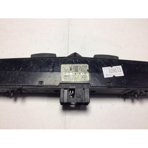 Opel Astra H Zafira B Dörtlü Flaşör Düğmesi 13100105 03758075