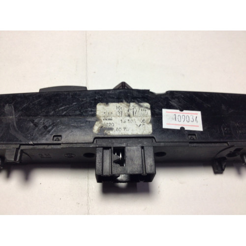 Opel Astra H Zafira B Dörtlü Flaşör Düğmesi 13100105 03758075