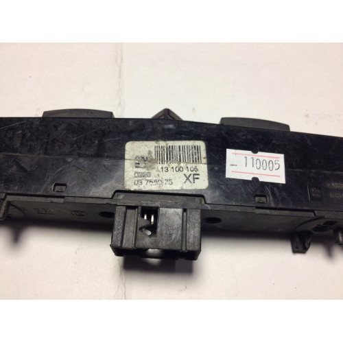 Opel Astra H Zafira B Dörtlü Flaşör Düğmesi 13100105 03758075