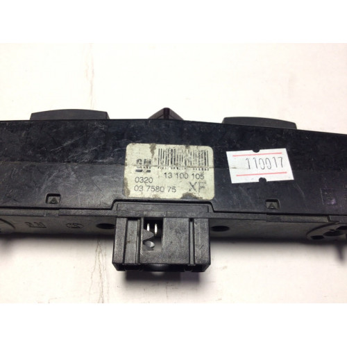 Opel Astra H Zafira B Dörtlü Flaşör Düğmesi 13100105 03758075
