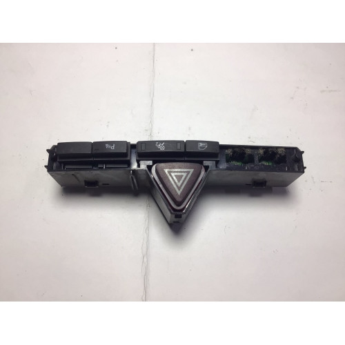Opel Corsa D Dörtlü Flaşör Düğmesi 13205990 13507833