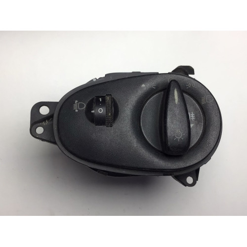 Ford Focus Far Anahtarı 98AG13A024HG 04052574